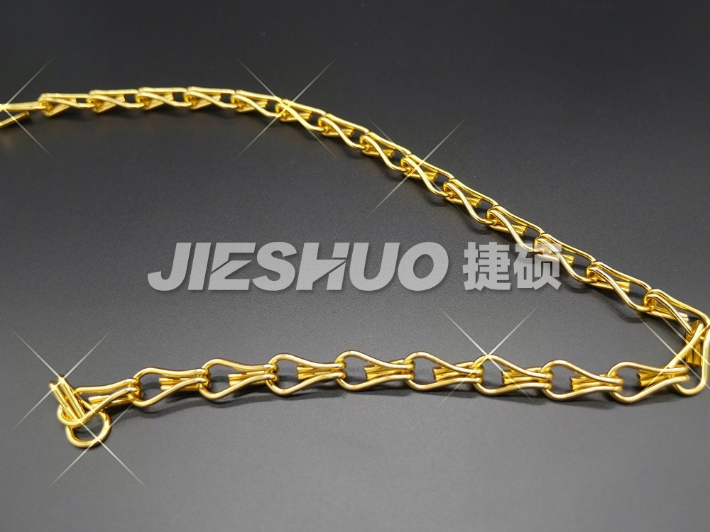 金屬鉤裝飾簾